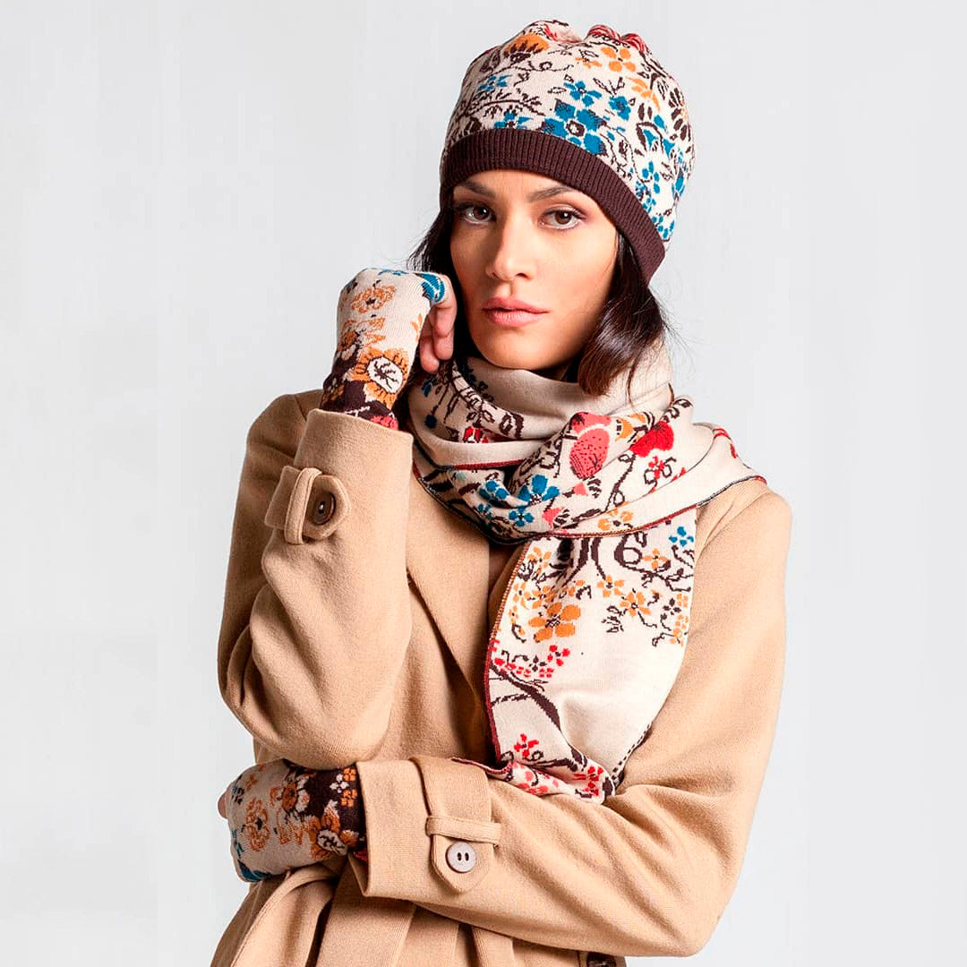 MERINOWOLLE MÜTZE FLORAL PATTERN